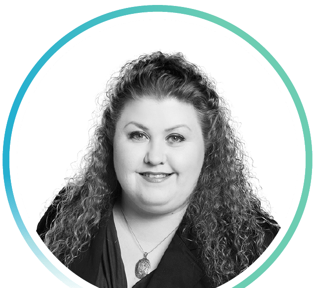 Becky Norton headshot