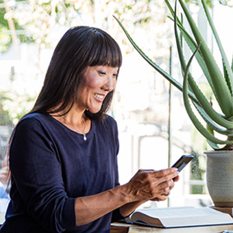 How to deposit a check on Mobile | First Tech Federal Credit Union